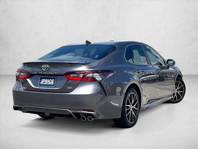 Used 2024 Toyota Camry SE FWD image 2