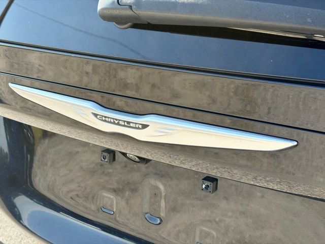 Used 2023 Chrysler Voyager LX FWD image 13