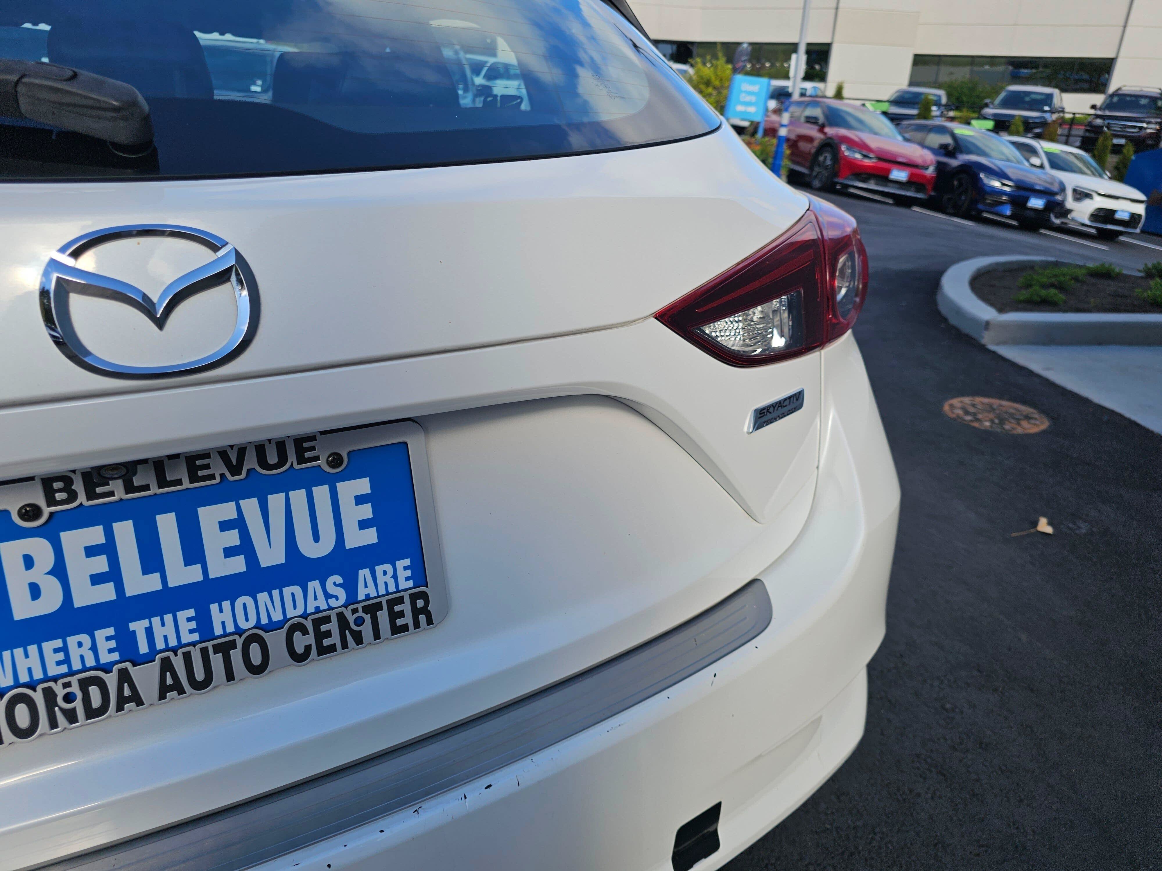Used 2017 MAZDA MAZDA3 Touring FWD image 15