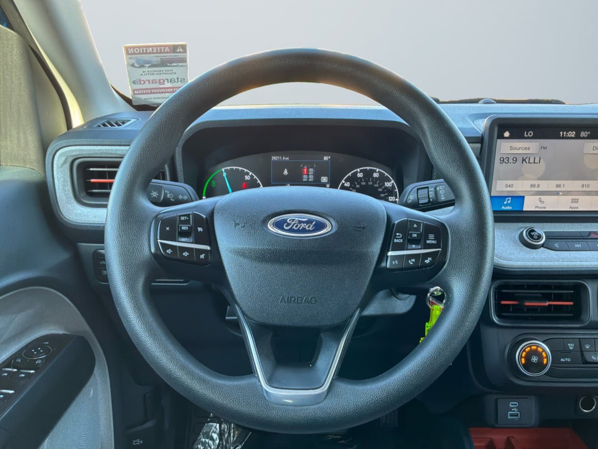 Used 2022 Ford Maverick XLT FWD image 11