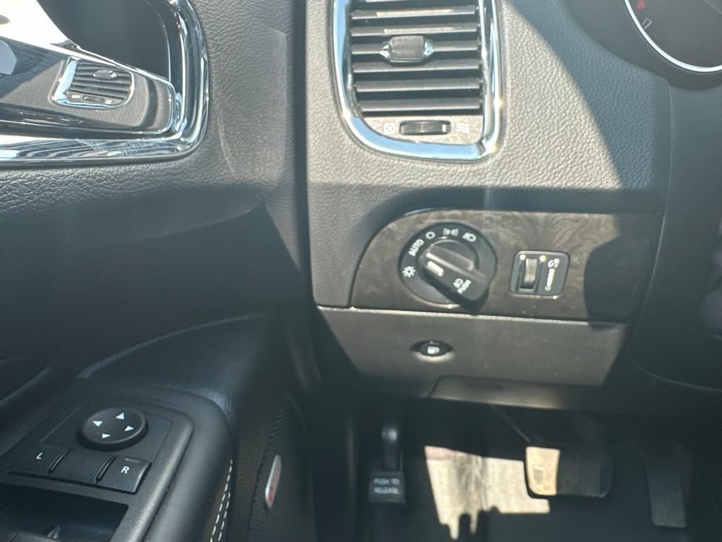 Used 2016 Dodge Durango Citadel w/ Premium Entertainment Group AWD/4WD image 39