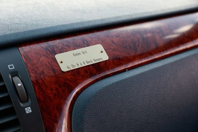 Used 2006 Cadillac DTS Limousine image 39