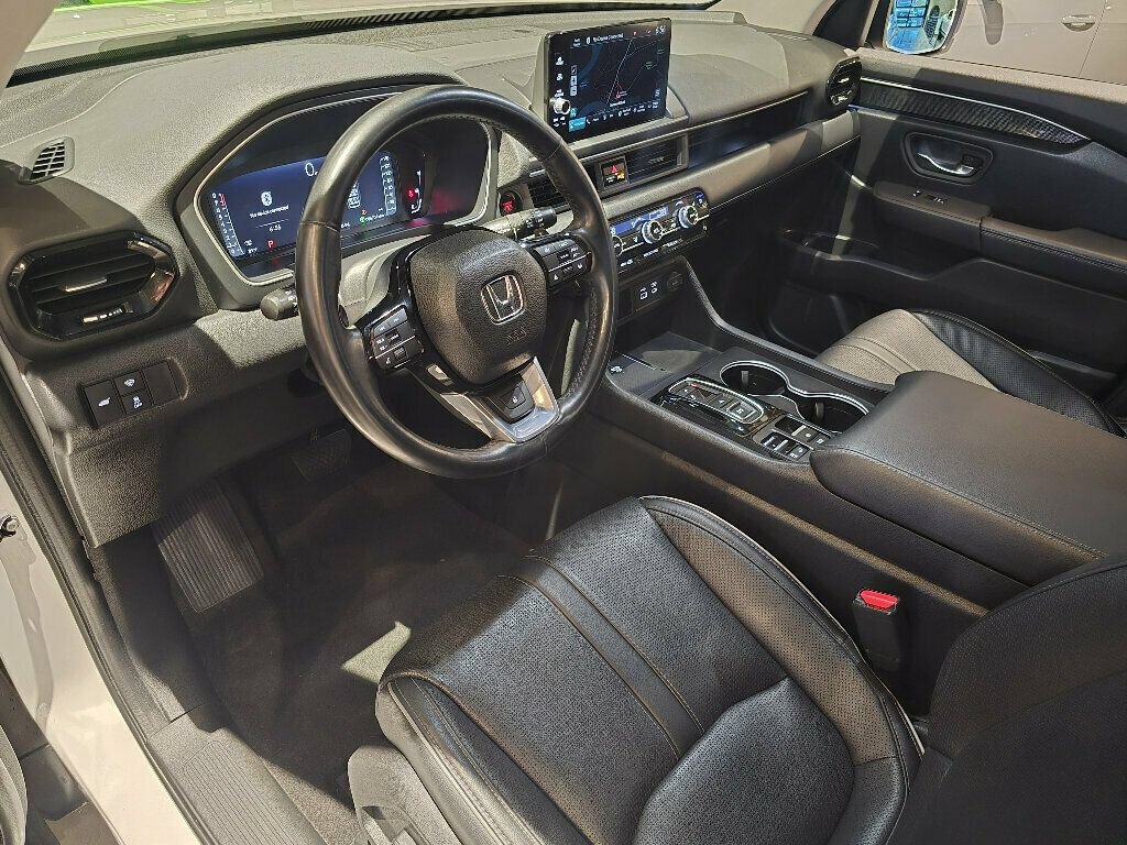Used 2023 Honda Pilot Elite image 17
