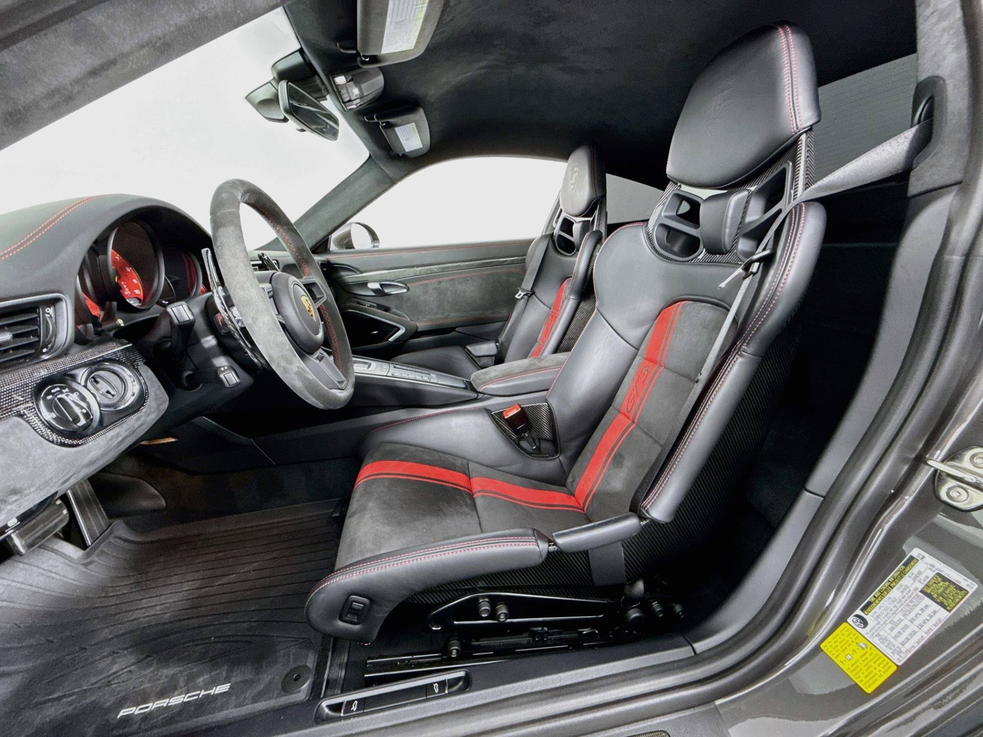 Used 2019 Porsche 911 GT3 RWD image 15