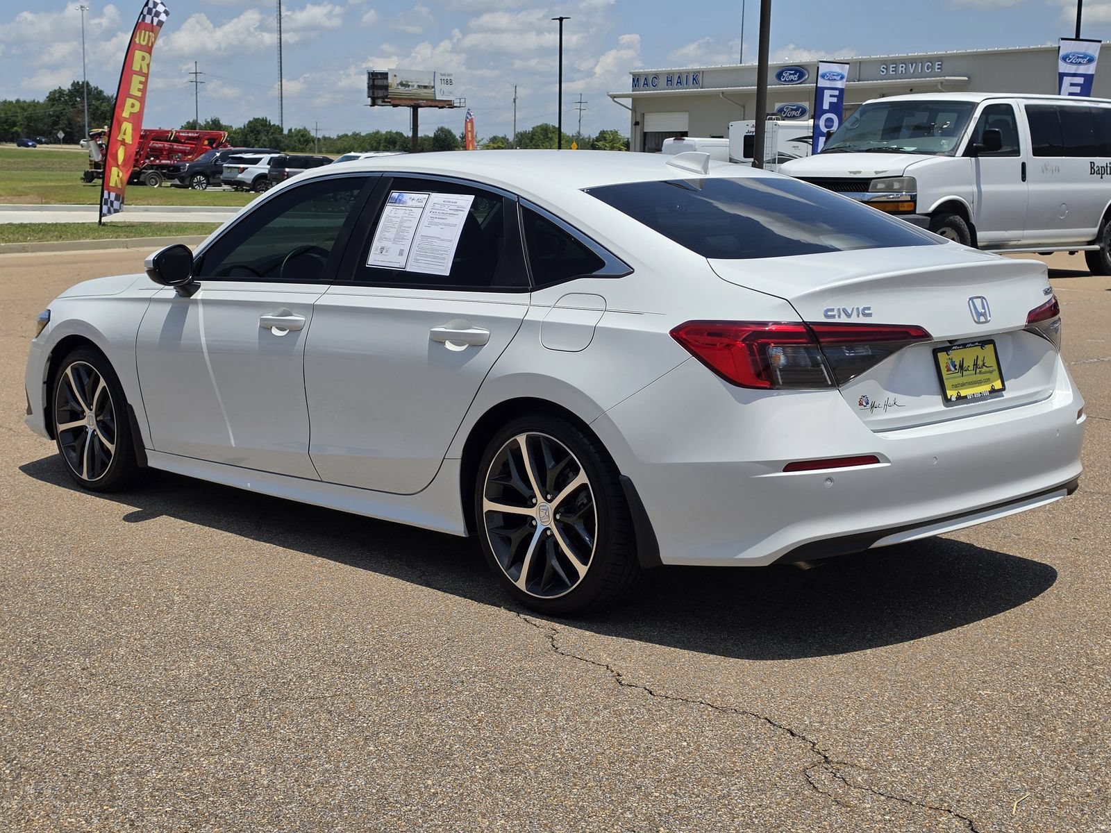 Used 2023 Honda Civic Touring image 6