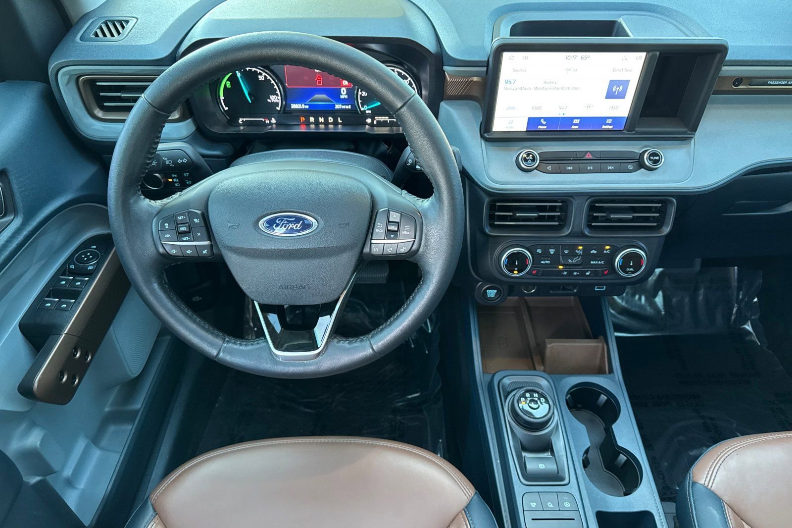 Used 2022 Ford Maverick Lariat w/ Lariat Luxury Package image 15