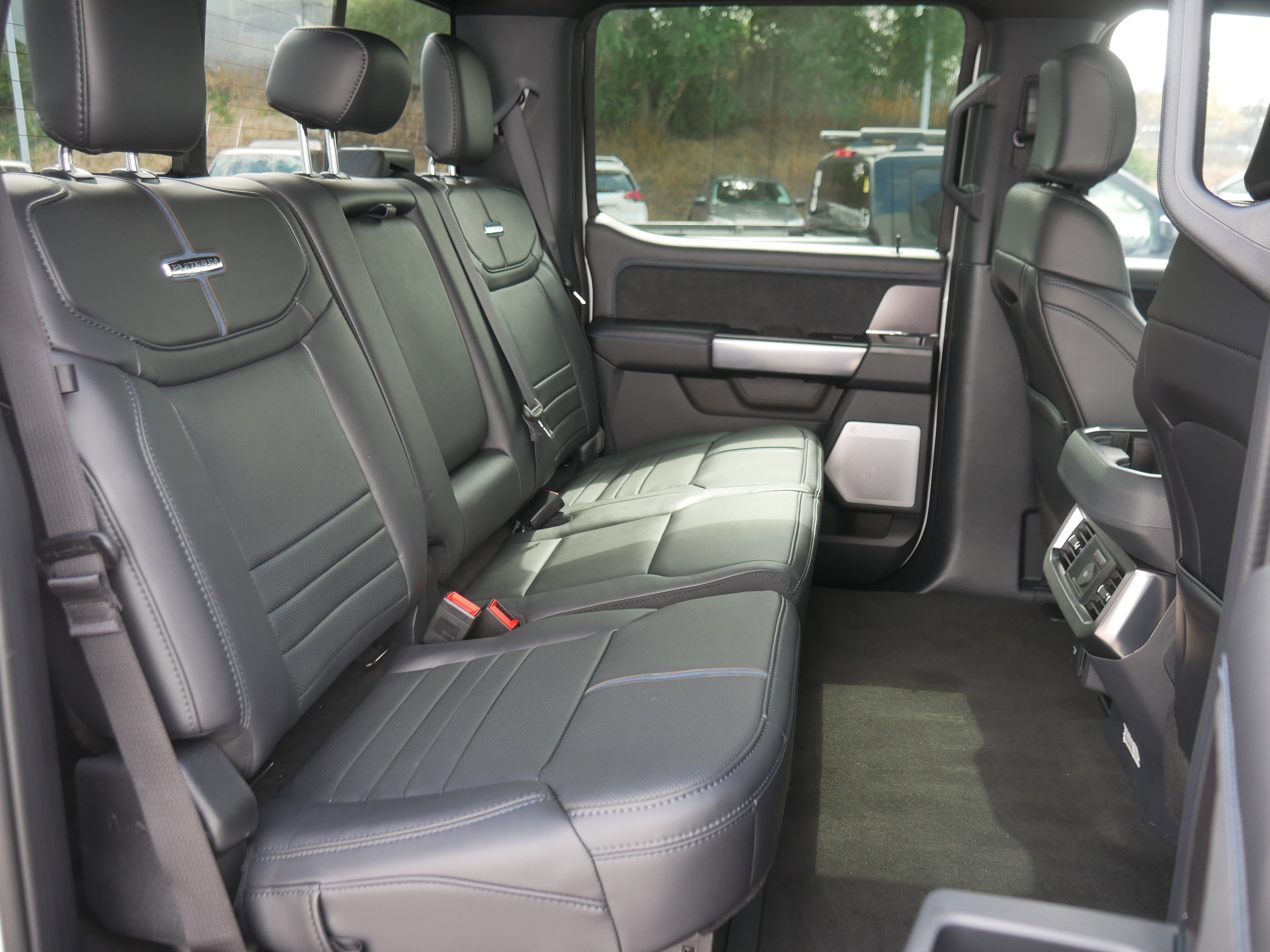 New 2026 Ford F250 Platinum image 33