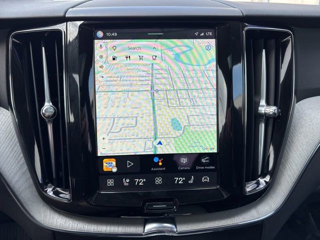 Used 2025 Volvo XC60 B5 Plus AWD/4WD image 22