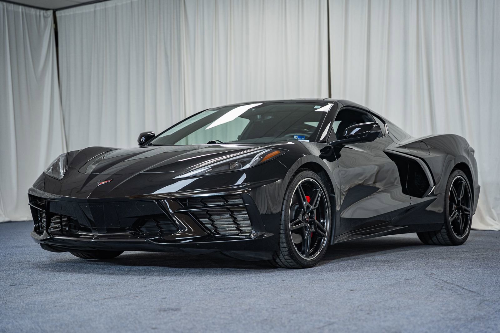 Used 2022 Chevrolet Corvette Stingray image 3