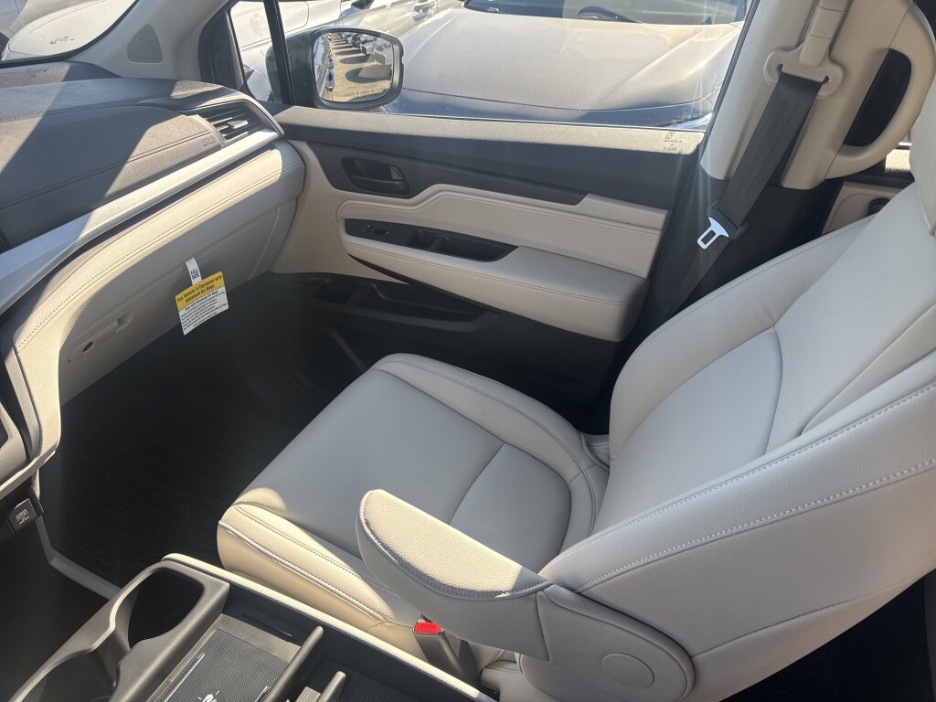 New 2026 Honda Odyssey EX-L image 10