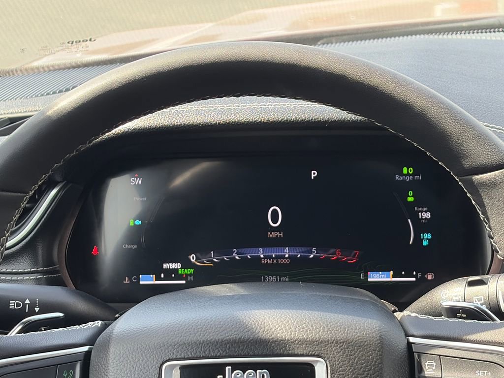 Used 2024 Jeep Grand Cherokee Limited 4xe image 29