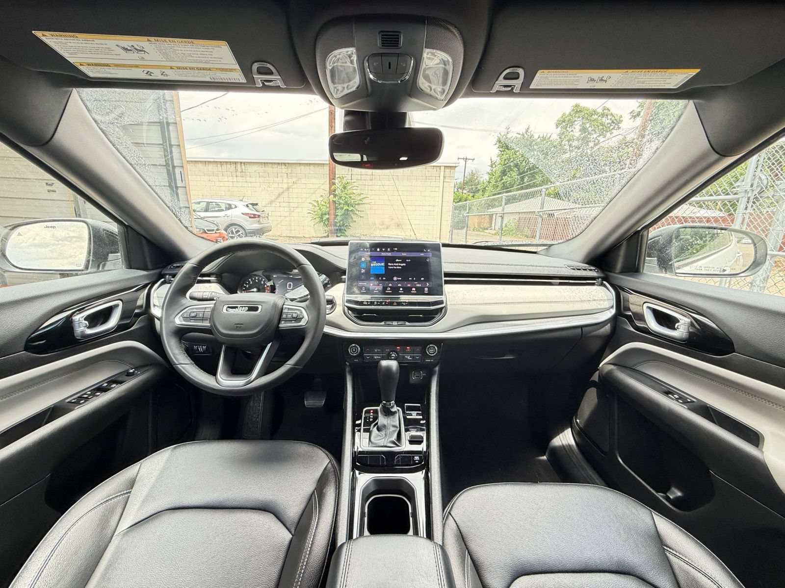 Used 2025 Jeep Compass Limited AWD/4WD image 33