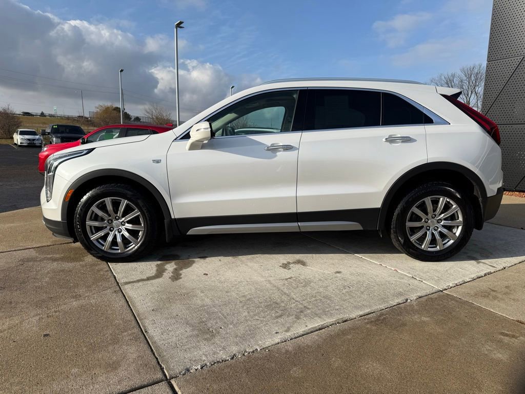 Used 2022 Cadillac XT4 Premium Luxury image 18