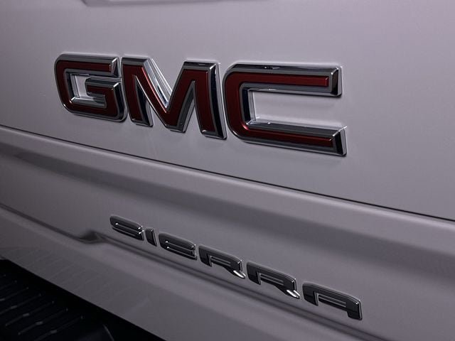 Used 2026 GMC Sierra 1500 AT4X AWD/4WD image 32