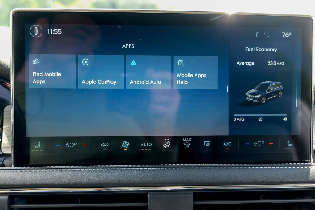 Used 2023 Lincoln Corsair AWD image 56