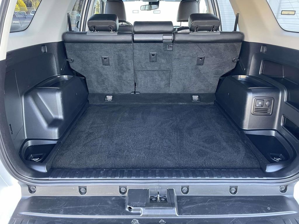 Used 2024 Toyota 4Runner SR5 Premium image 49