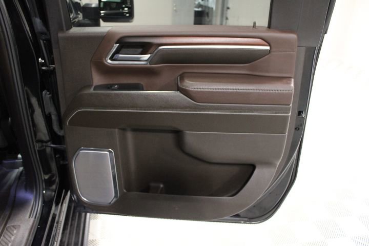 Used 2024 GMC Sierra 2500 Denali w/ Denali Reserve Package image 30