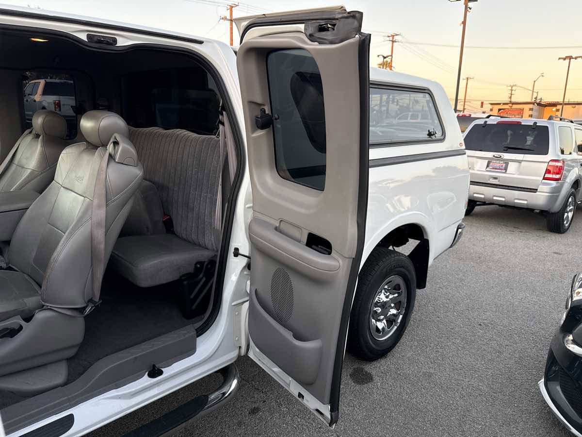 Used 2001 Ford F150 XL AWD/4WD image 11