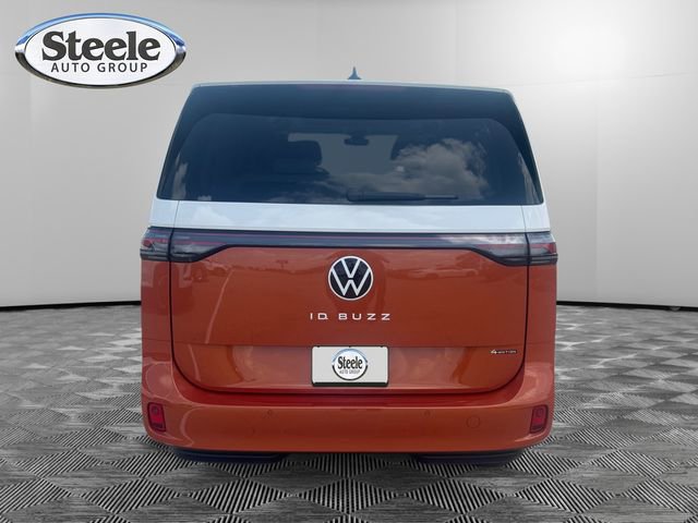 Used 2025 Volkswagen ID. Buzz Pro S Plus AWD/4WD image 4