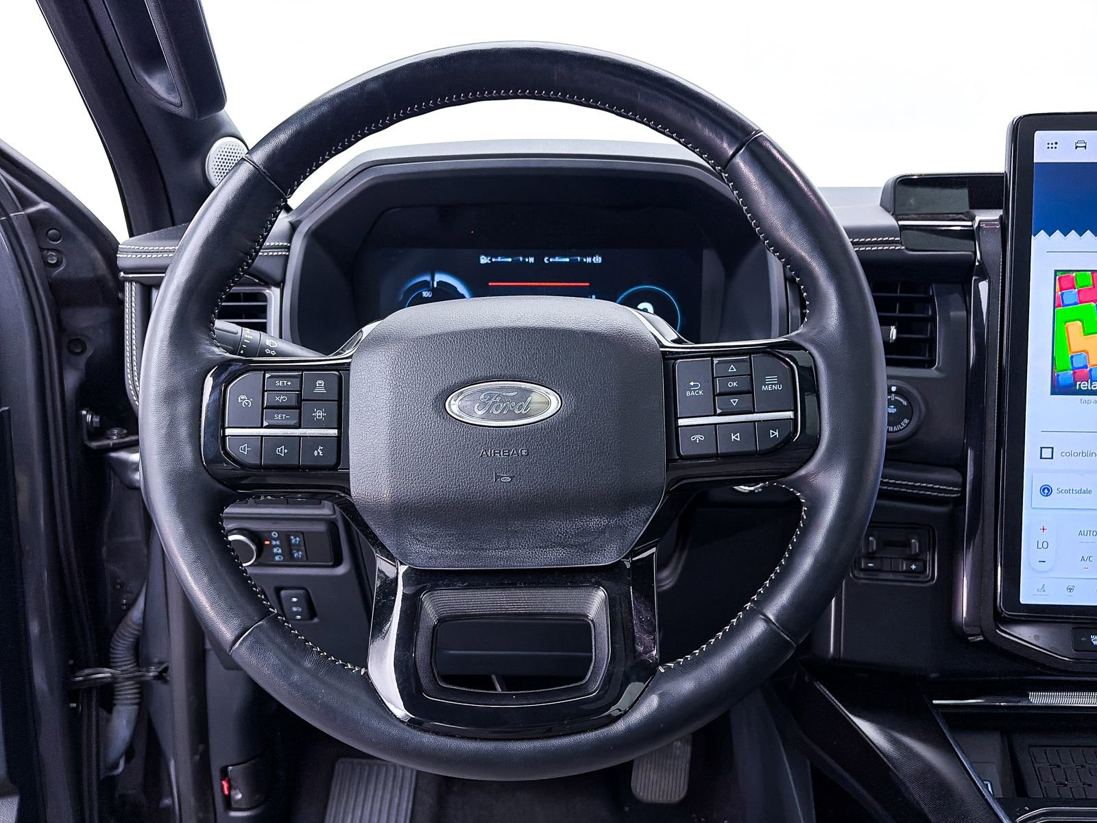 Used 2023 Ford F150 Lightning Platinum AWD/4WD image 34