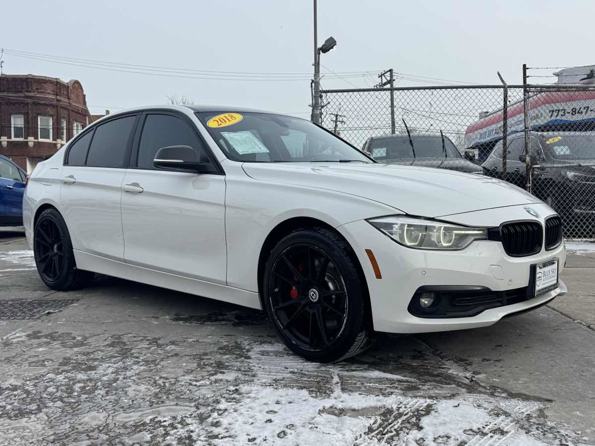 Used 2018 BMW 320i Sedan image 3