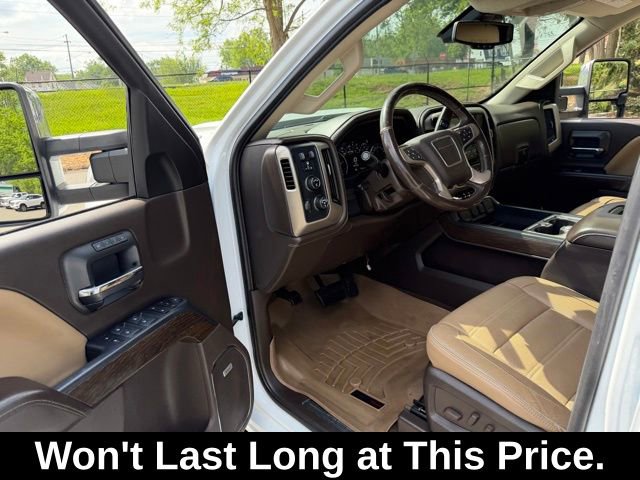 Used 2018 GMC Sierra 3500 Denali w/ Duramax Plus Package AWD/4WD image 13