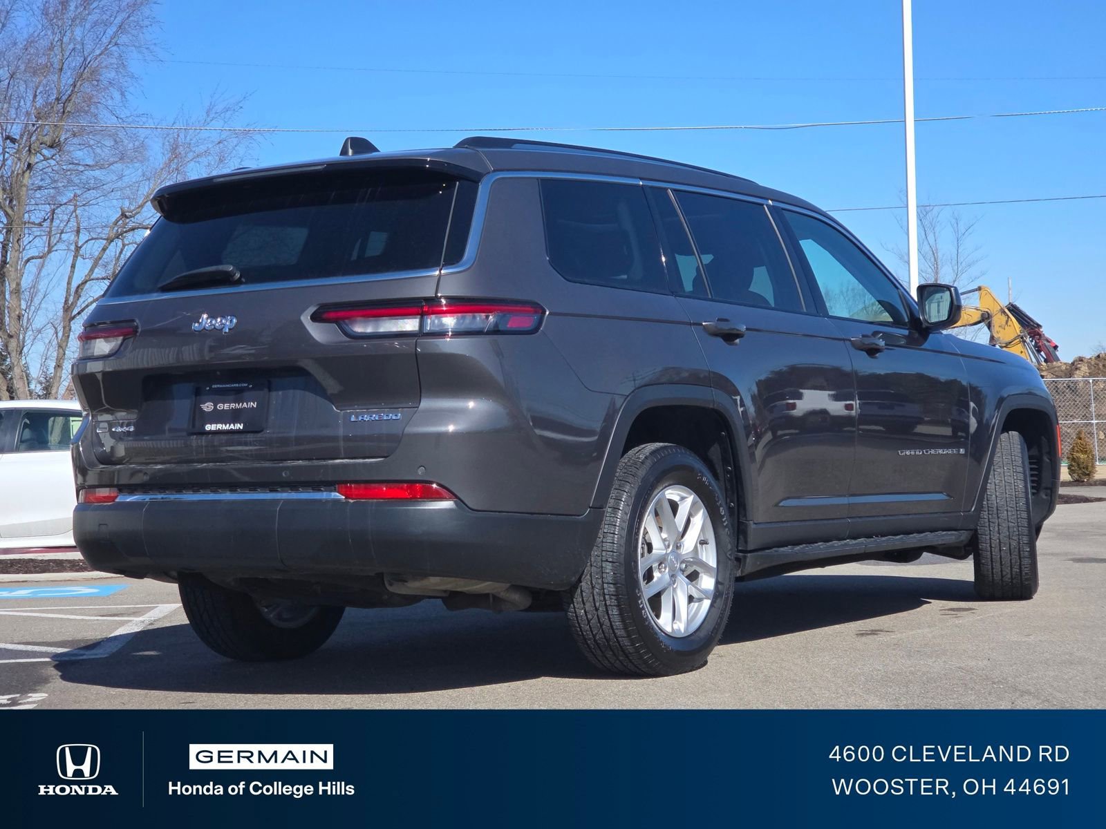 Used 2022 Jeep Grand Cherokee L Laredo w/ Luxury Tech Group I image 21