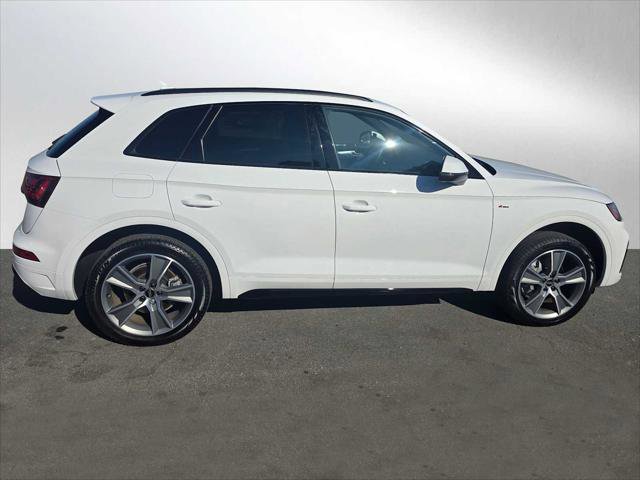 Used 2025 Audi Q5 2.0T Premium image 2