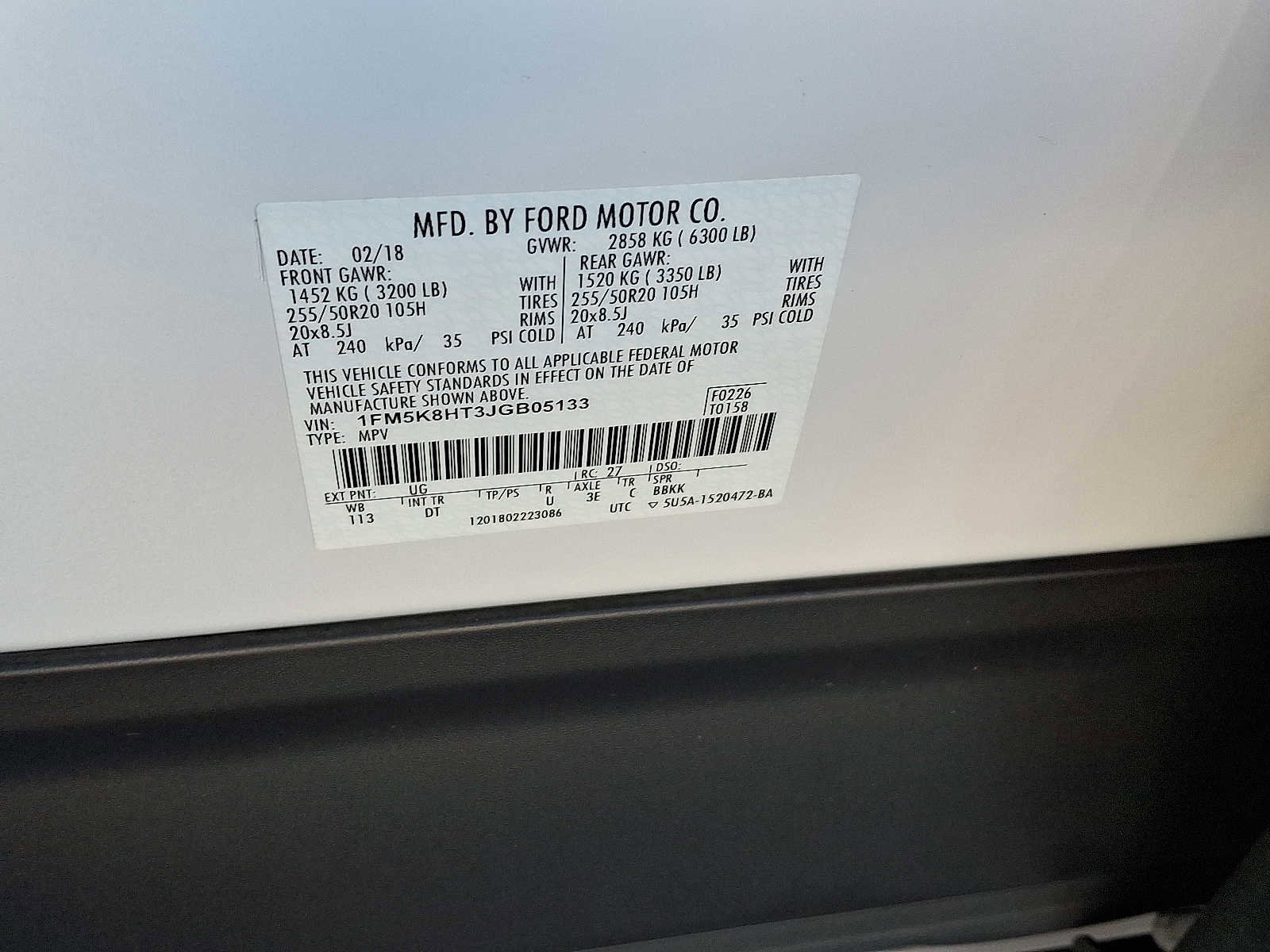 Certified 2018 Ford Explorer Platinum image 28