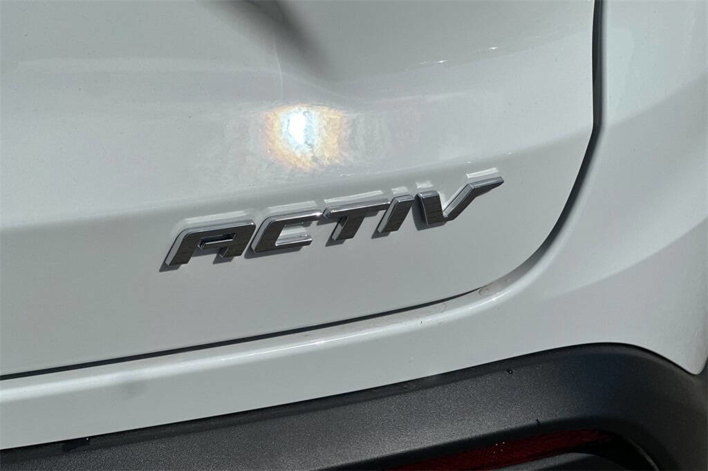 New 2025 Chevrolet Trax ACTIV w/ Driver Confidence Package image 27