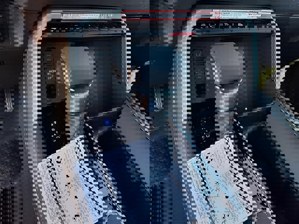 New 2025 Toyota Tundra Platinum AWD/4WD image 12