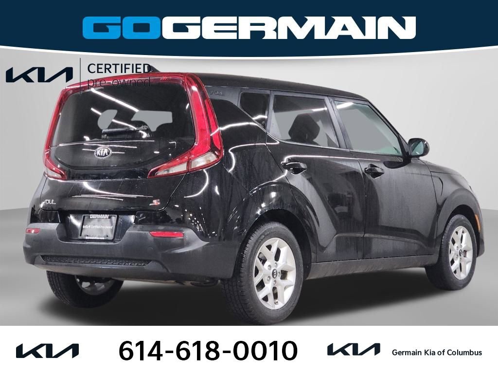 Certified 2021 Kia Soul S image 8