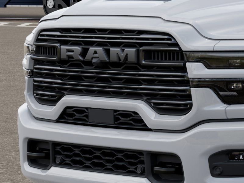New 2026 RAM 2500 Laramie AWD/4WD image 11