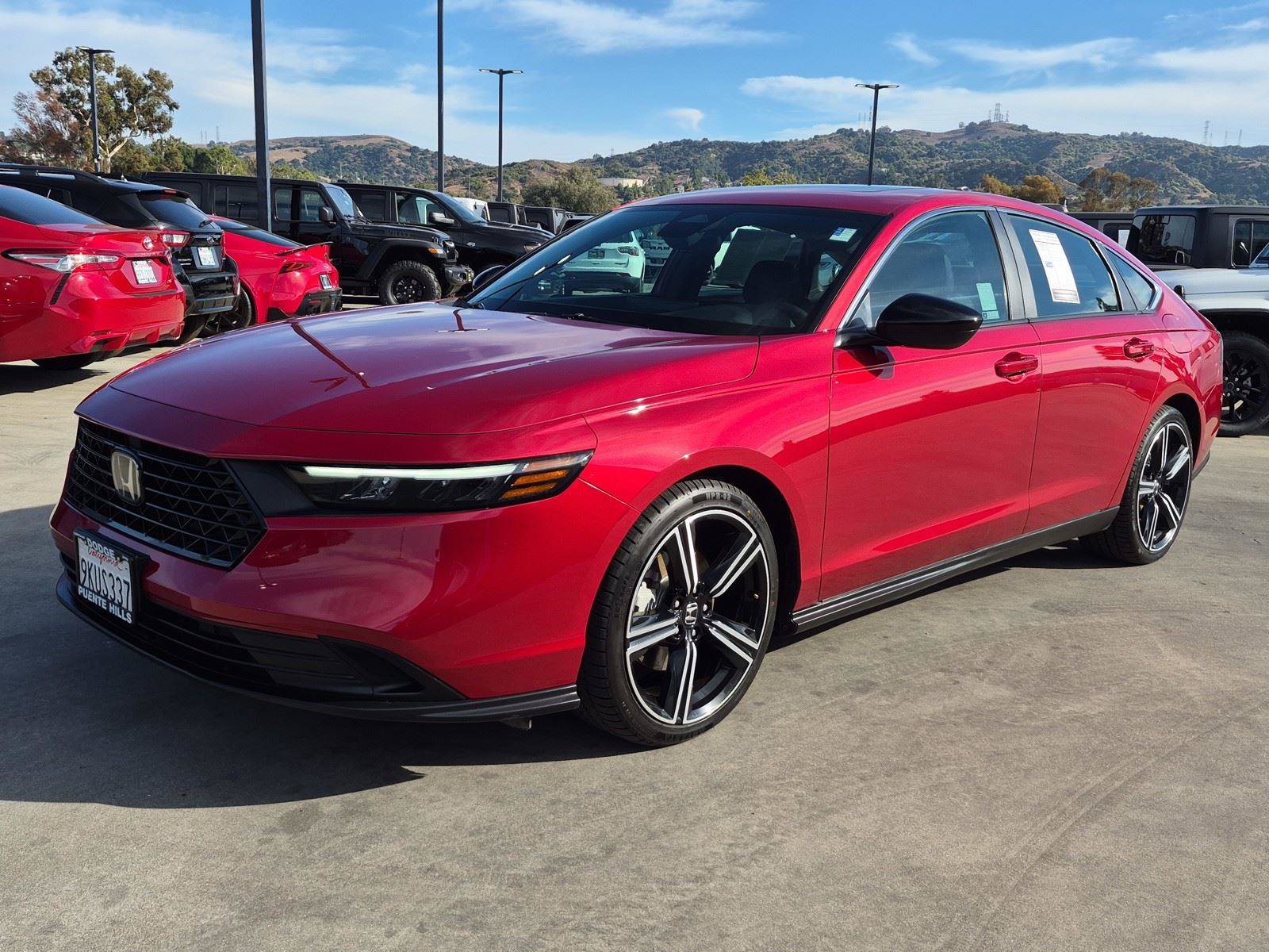 Used 2024 Honda Accord Sport image 3