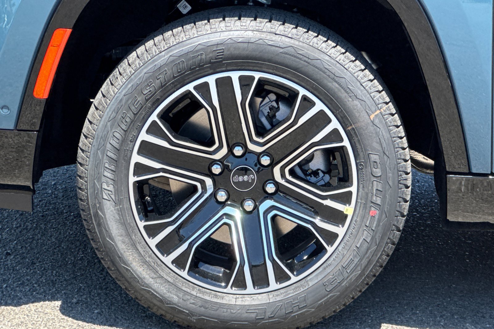 New 2026 Jeep Grand Wagoneer 2WD image 24