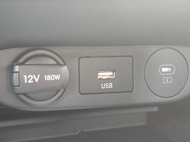 New 2026 Hyundai Elantra SEL Sport FWD image 9
