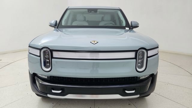 Used 2023 Rivian R1T Adventure image 2