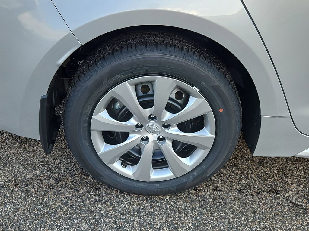 New 2026 Toyota Corolla LE image 5