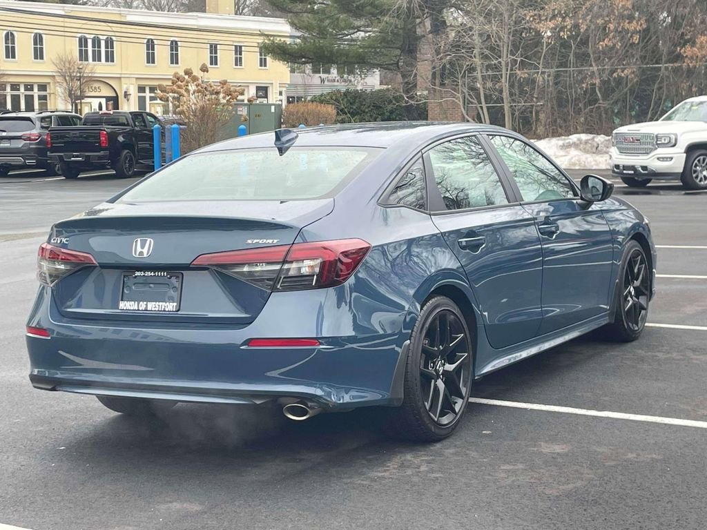 Used 2025 Honda Civic Sport image 5