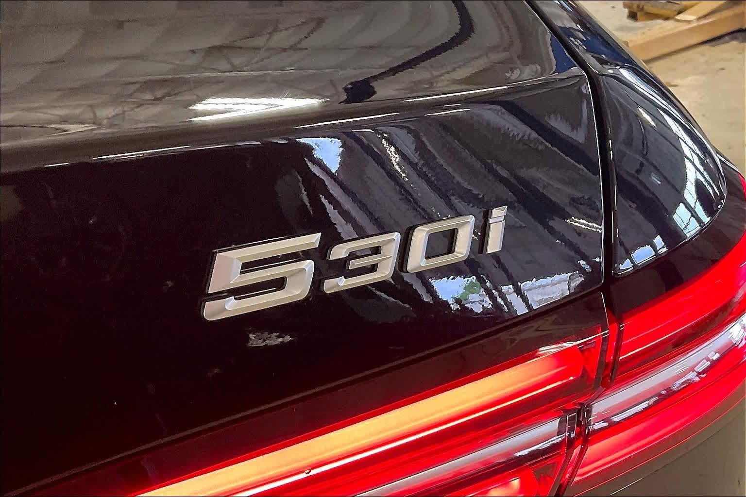 Certified 2025 BMW 530i RWD image 8
