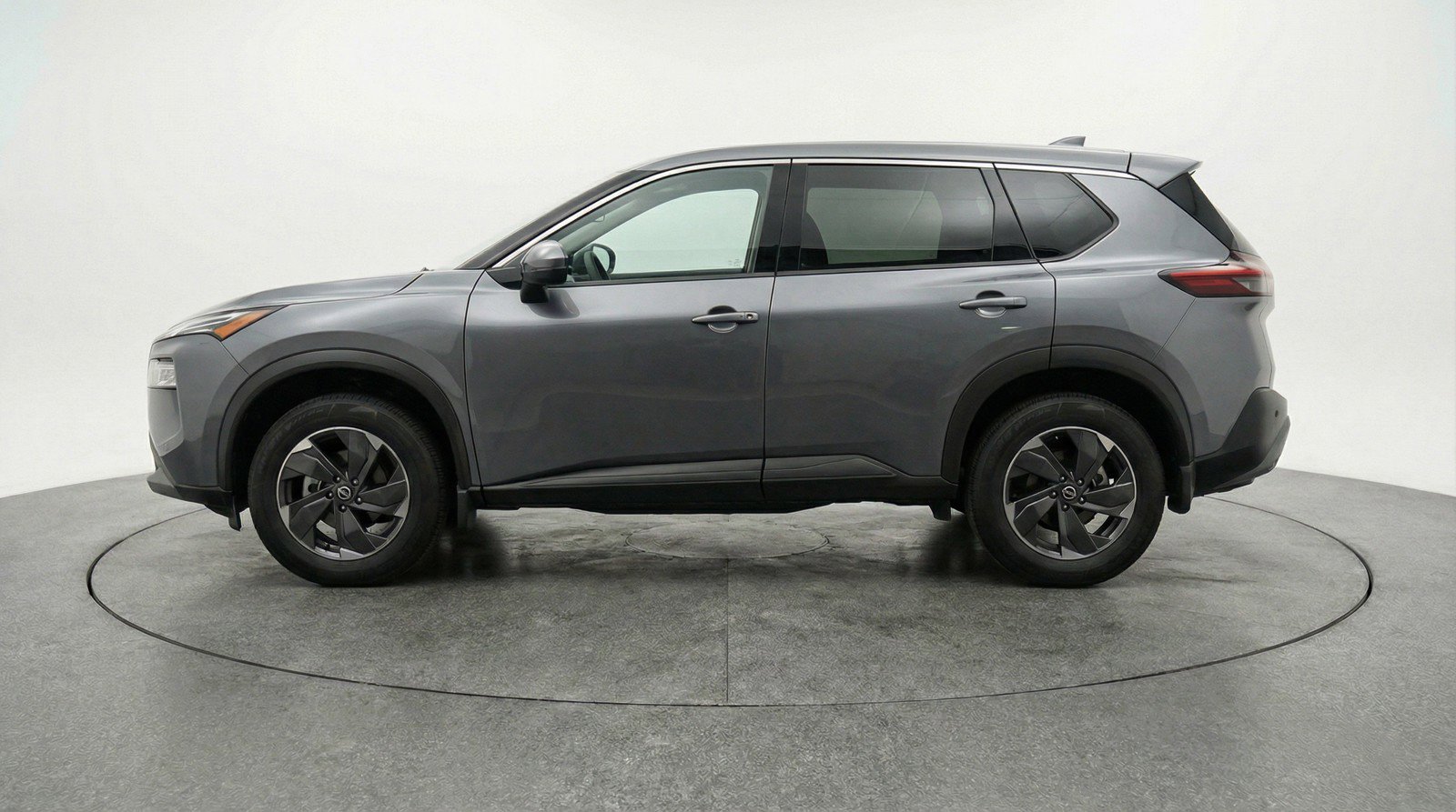 Used 2025 Nissan Rogue SV AWD/4WD image 5