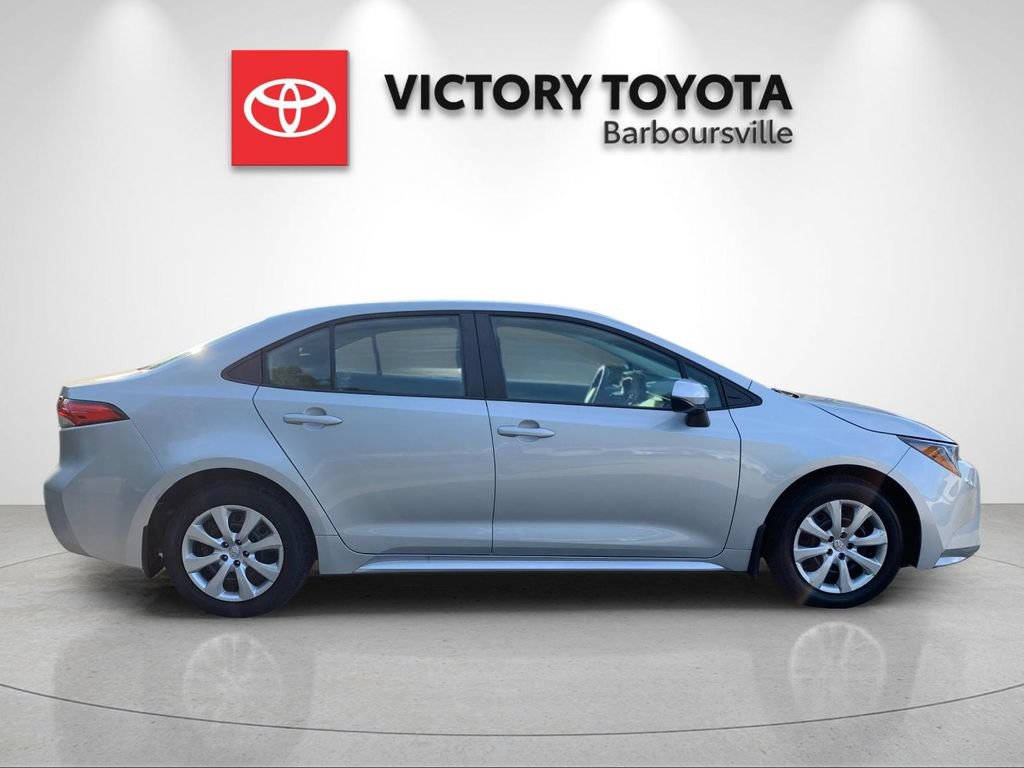 Used 2024 Toyota Corolla LE FWD image 6