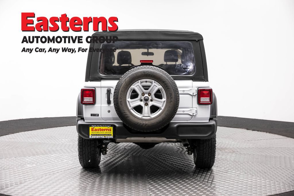 Used 2018 Jeep Wrangler Unlimited Sport S AWD/4WD image 6