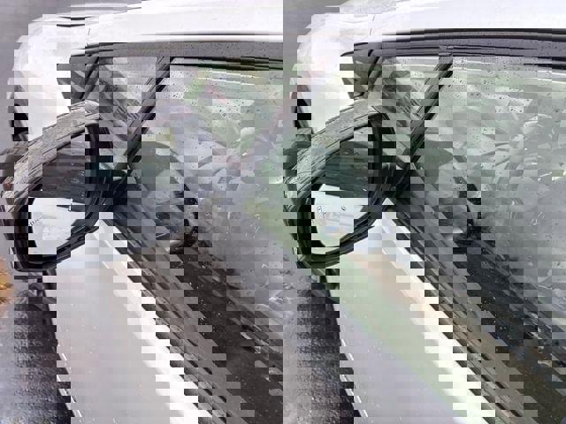 Used 2023 Toyota Prius XLE image 27