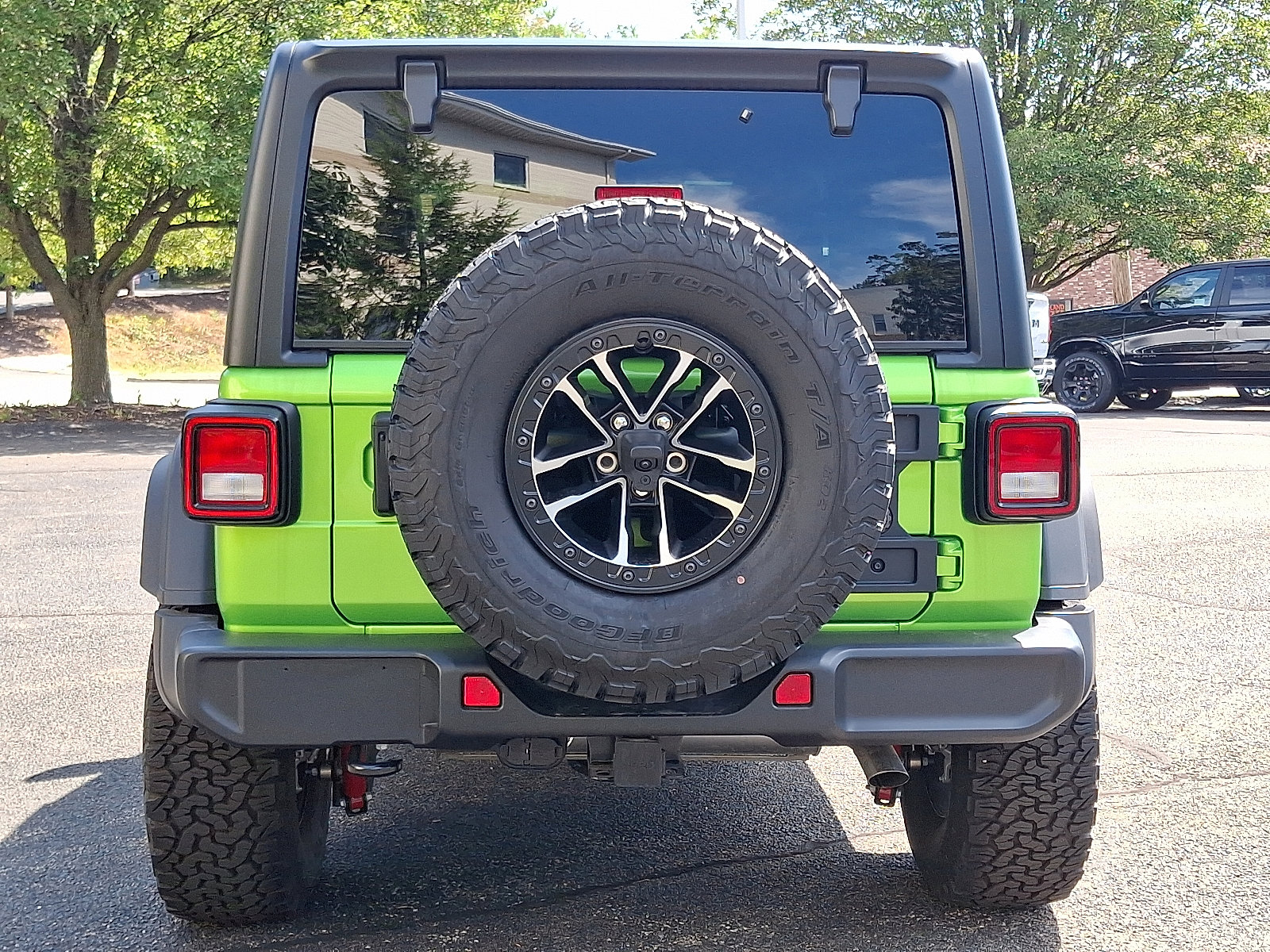 New 2025 Jeep Wrangler Unlimited Sport image 5