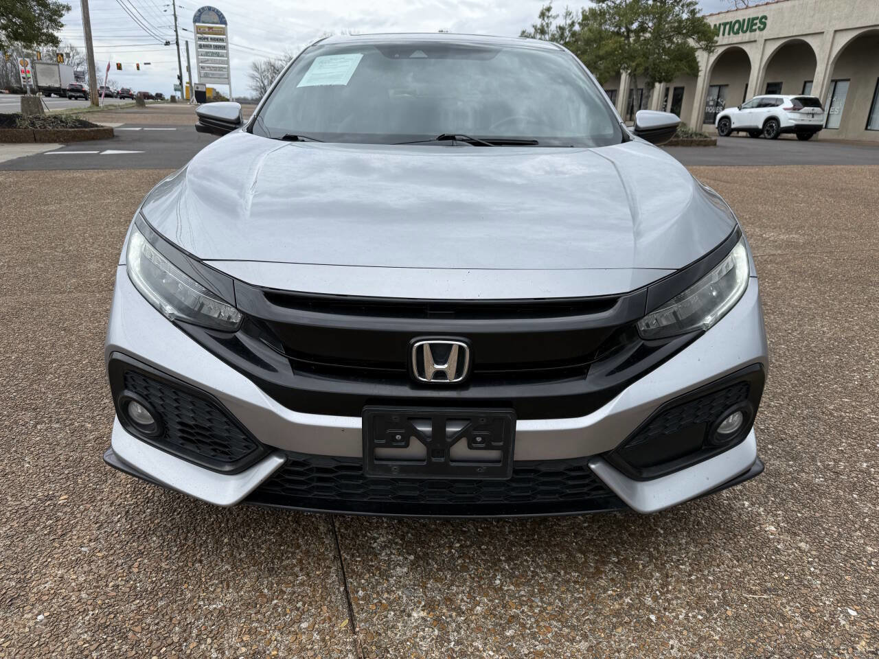 Used 2017 Honda Civic Sport Touring image 2