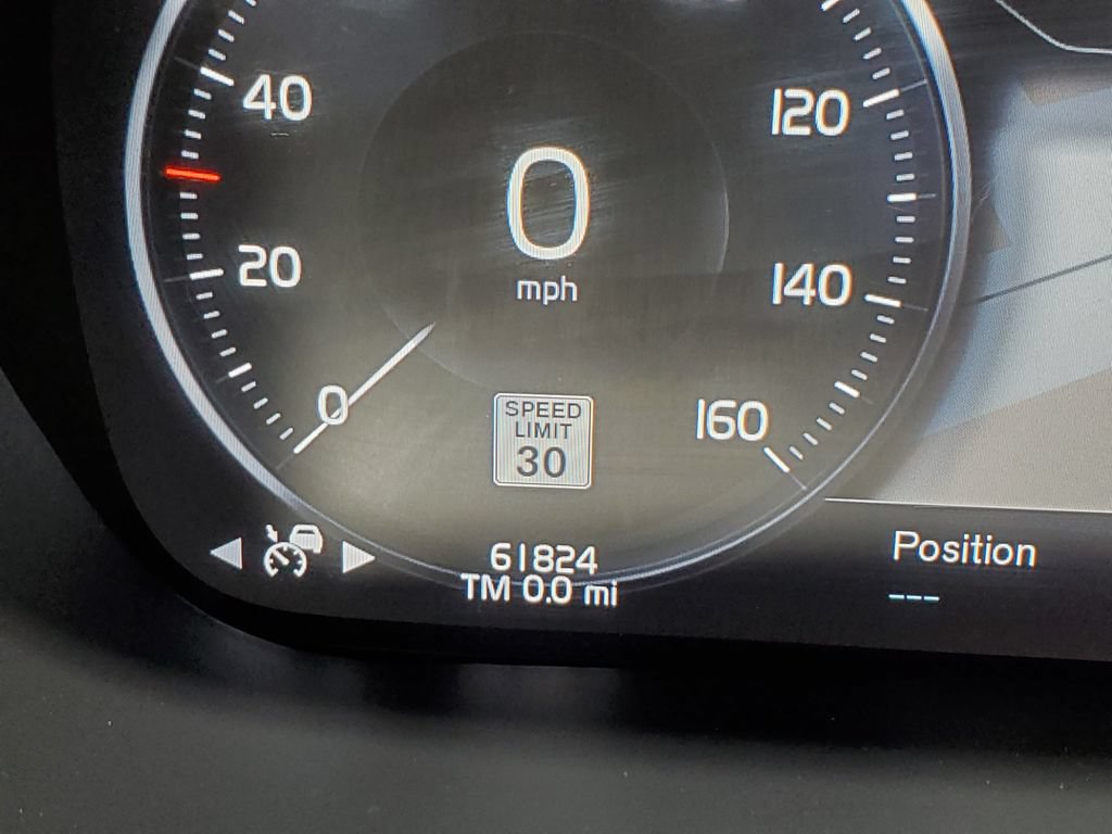 Used 2019 Volvo XC60 T5 Inscription w/ Protection Package Premier FWD image 34