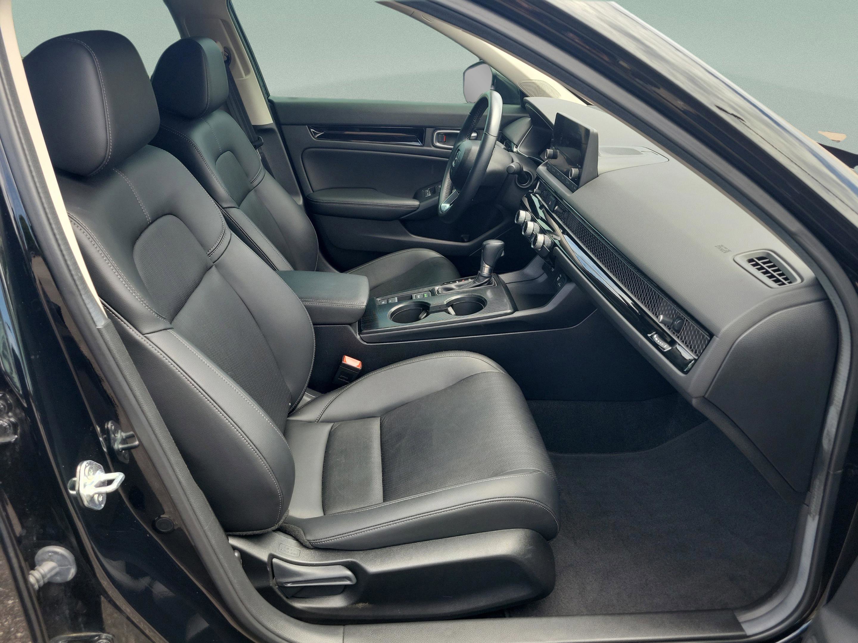 Certified 2024 Honda Civic EX-L image 18