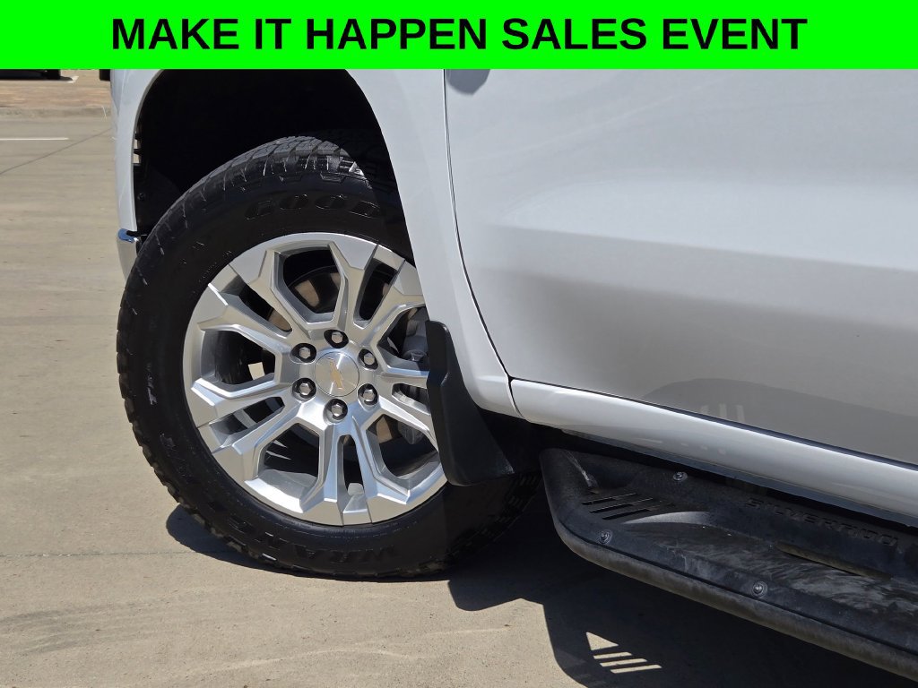 Used 2023 Chevrolet Silverado 1500 LTZ AWD/4WD image 32