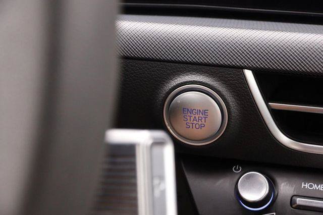 Used 2025 Hyundai Sonata SEL FWD image 14
